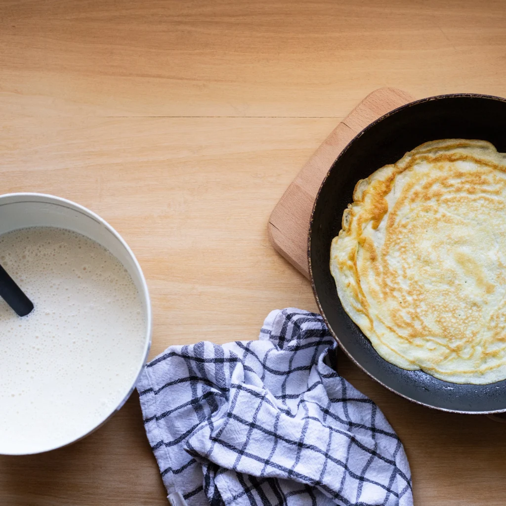 Vietnamese Crepes Banh Xeo Recipe: Crispy and Authentic Guide 5 banh-xeo-recipe-crispy