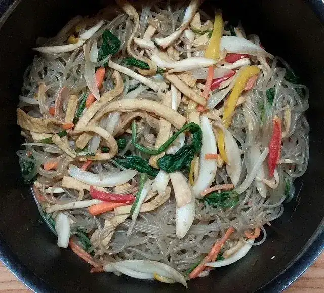 japchae-recipe-vegetarian