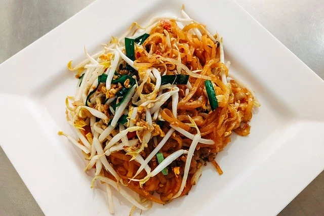 Beef Pad Thai Recipe: Authentic and Spicy flavors 3 beef-pad-thai-recipe