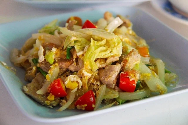Beef Pad Thai Recipe: Authentic and Spicy flavors 2 beef-pad-thai-recipe