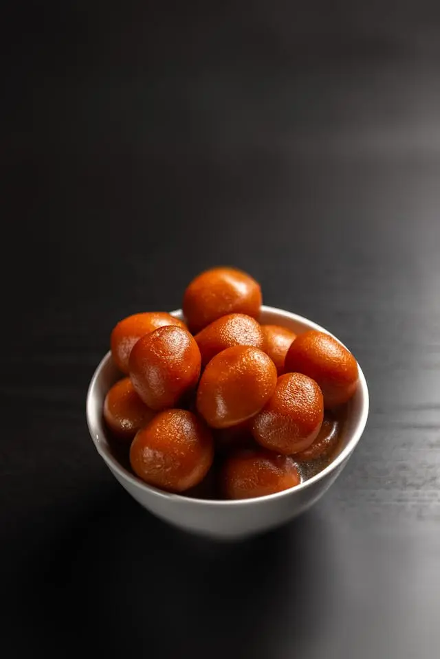 Gulab Jamun Recipe with Milk Powder: Unique Taste 2 gulab-jamun-recipe-with-milk-powder