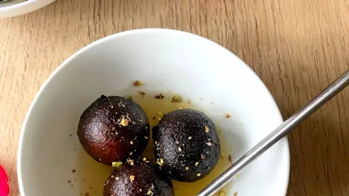 gulab-jamun-recipe-with-milk-powder