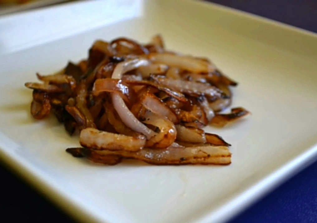 quick-caramelized-onions