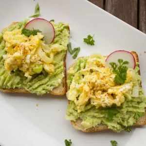 avocado-egg-toast-with-scrambled-egg