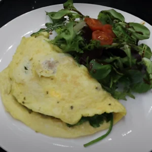 avocado-egg-omelet-with-roasted-tomatoes-in-spinach