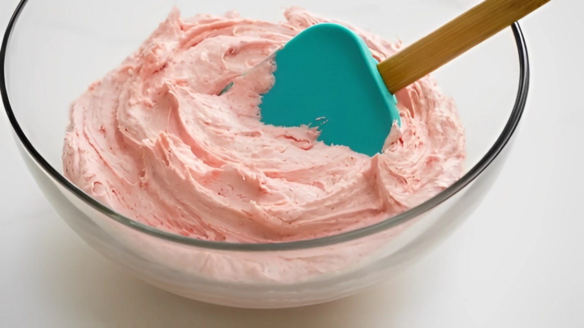 strawberry-cream-cheese